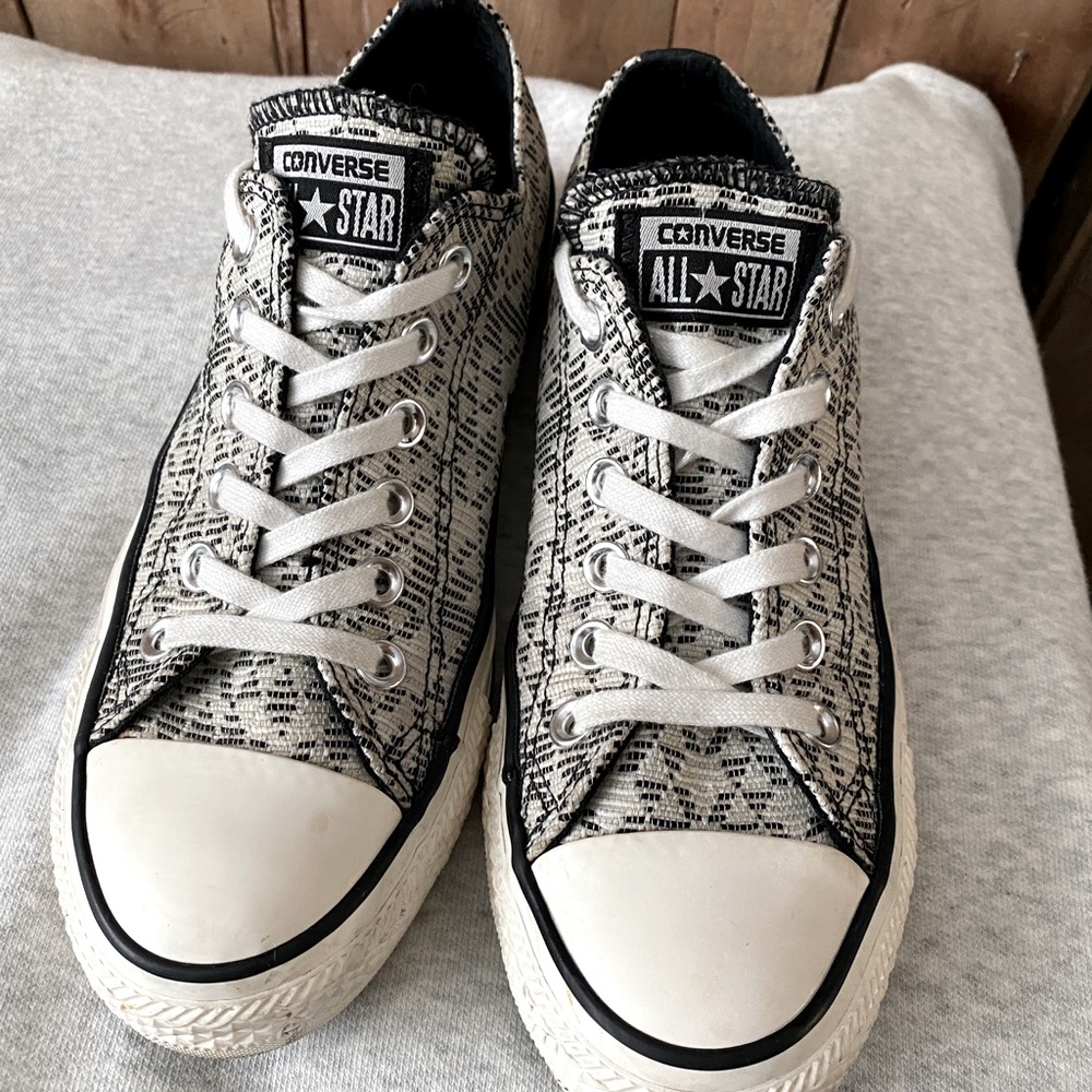 Converse
